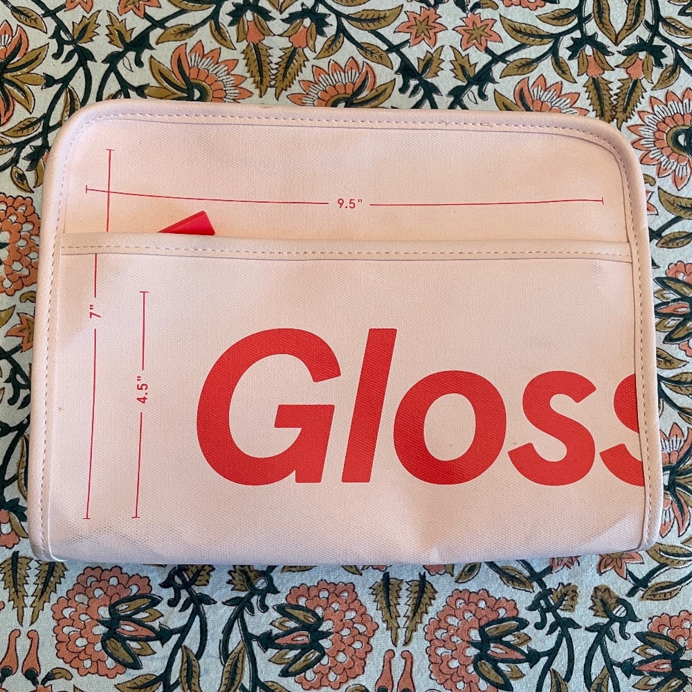 NEW Glossier The Beauty Bag Makeup Travel Toiletries